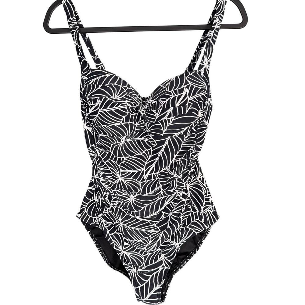 NIPTUCK Swimwear Joanna One Piece Multi-fit Cup Sz 8 Black & White Tropical Leaf